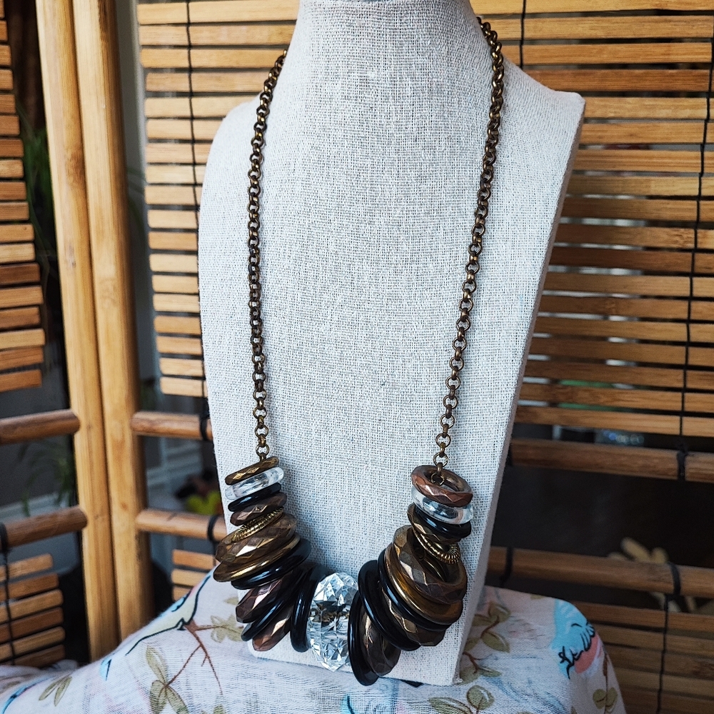 Clear Faceted Chunky Acrylic and Mixed Metal Ring Disc Brass Tone Necklace